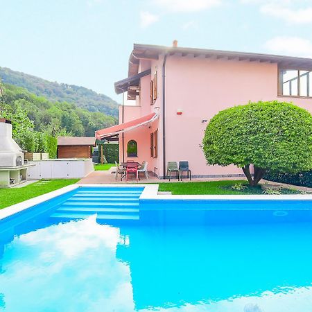 Jane E Jolie Holiday Home Private Swimming Pool Valbrona Exterior foto